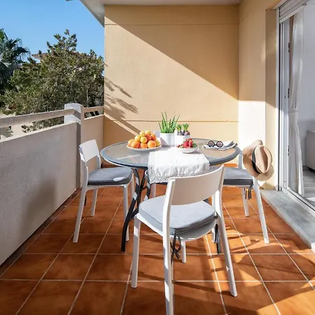 First Line Golf In Cabopino Ii Apartment Marbella